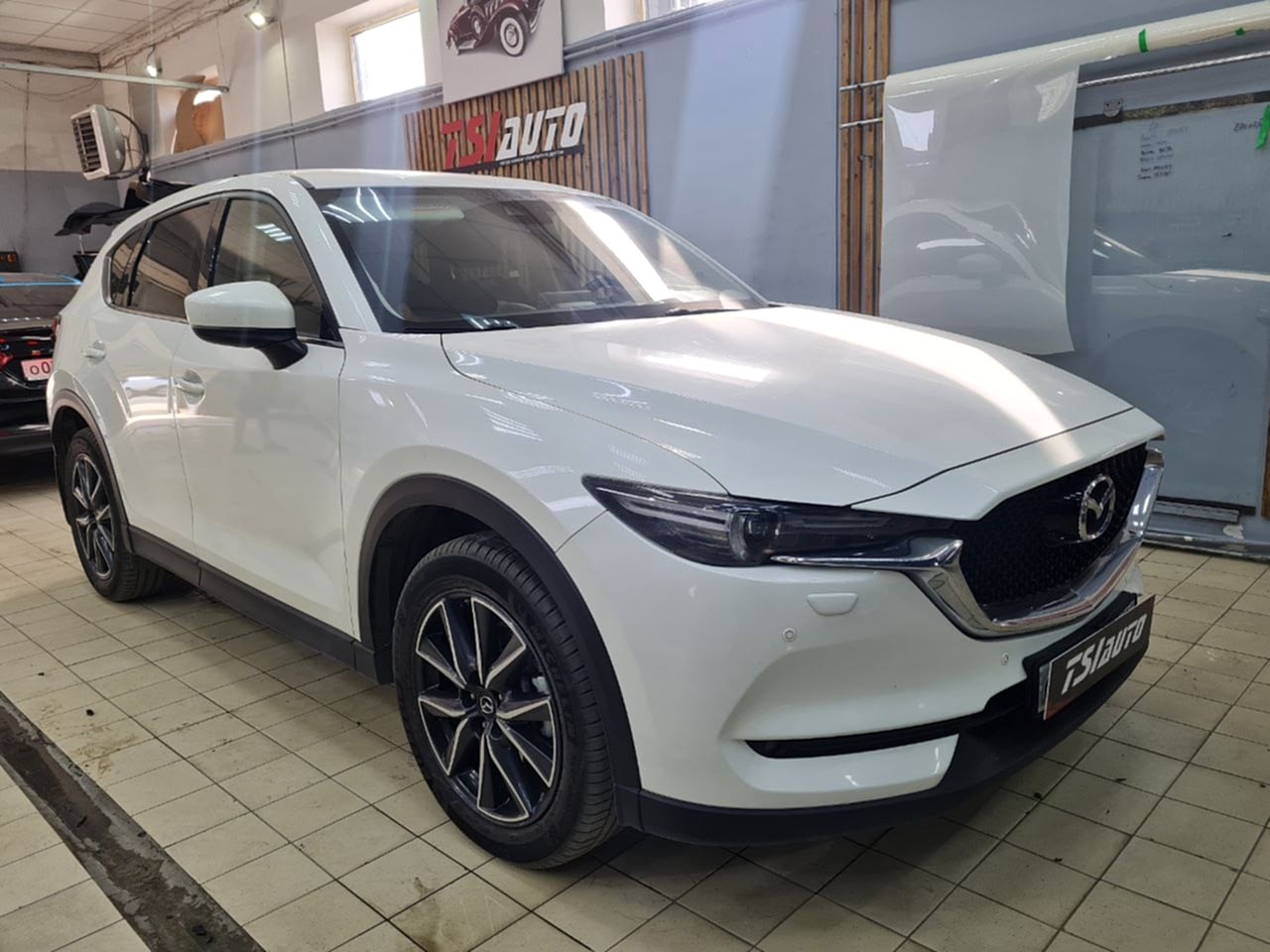 Mazda CX-5 шумоизоляция в пакете Элит Mazda CX-5 шумоизоляция в пакете Элит